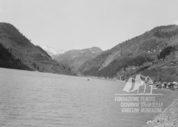 Il lago di Alleghe con sullo sfondo il Col di Lana. 1915.