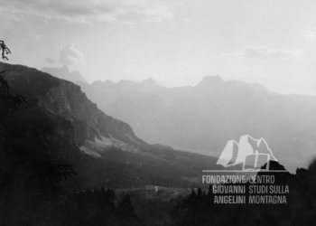 Il Faloria e la strada che dal Passo Tre Croci scende a Cortina visti da Sonforca. 1917.