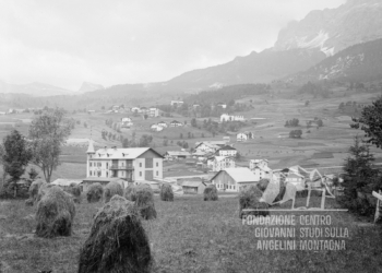 Località Pontechiesa a Cortina vicino al Ponte Corona e alla strada per il Passo Falzarego.1917.