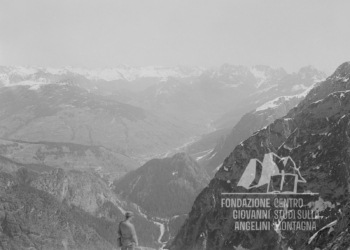 La valle del Piave e S. Stefano con sullo sfondo i rilievi della Cresta di Confine visti dal forte del Tudaio sotto Cima Bragagnina. 1917.