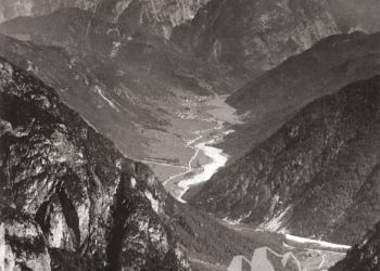 La Val Marzon e la Val d'Ansiei dalle Tre Cime di Lavaredo. Anni '50-'60.
