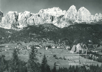 Frassenè con l'Agner sullo sfondo. Anni '60.