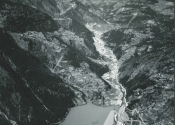 Alleghe, il Lago di Alleghe e l'alta Val Cordevole dal Civetta.