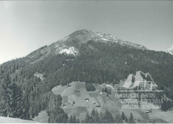 Il Monte Curiè da San Pietro Comelico. Anni '70.
