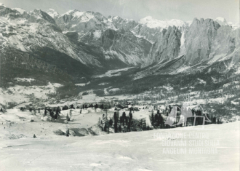 Impianti sciistici sopra Cortina d'Ampezzo. Anni '70.