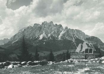 Pian dei Buoi e le Marmarole dal Col Vidal. Anni '60.