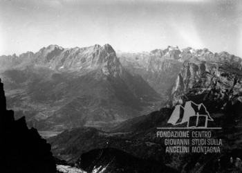 Agordo, la Valle di San Lucano, l'Agner e le Pale di San Martino da San Sebastiano. Anni '30.