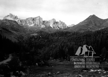 La Val Fiorentina, il Becco di Mezzodì e il Col della Puina da Forcella Staulanza. Anni '30.
